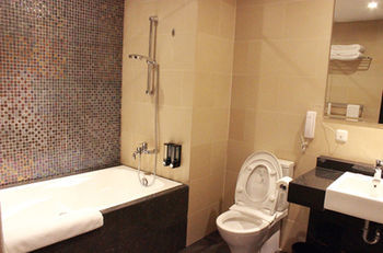 Sakura Park Hotel & Residence