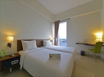 Hotel Whiz Prime Cifest-cikarang