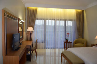 Apartamento Grand Ussu Hotel & Convention