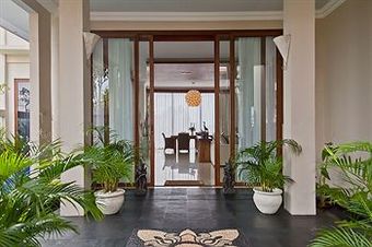 Villa Sky House