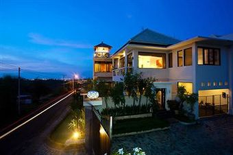 Villa Sky House