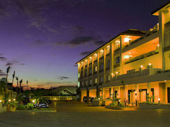 T-more Hotel & Lounge