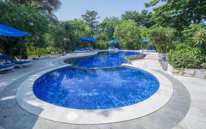 Puri Sari Beach Hotel