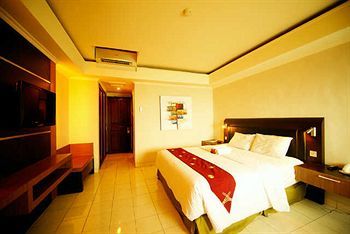 Taman Suci Hotel