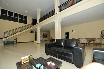 Hotel Amazing Beach Resort - Palu