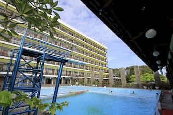Mesra Business & Resort Hotel