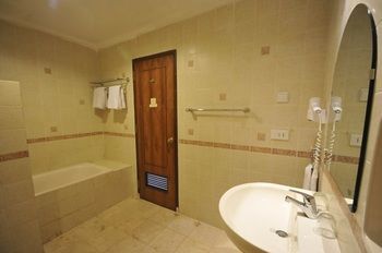 Mesra Business & Resort Hotel