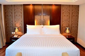 Emersia Hotel & Resort