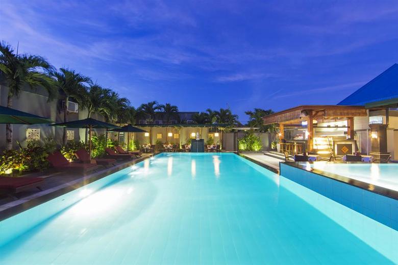 Aparthotel The Banyumas Villa