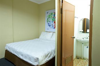 Hotel Maven Cilandak
