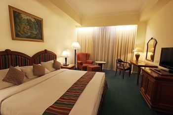Harmoni Suites Hotel