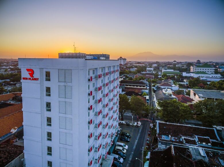 Hotel Red Planet Solo