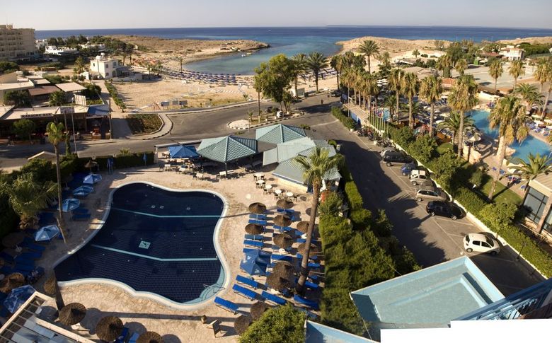 Hotel Anonymous Beach
