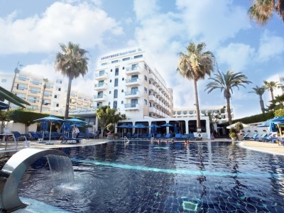 Hotel Anonymous Beach