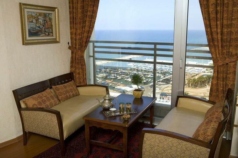 Hotel Renaissance Tel Aviv