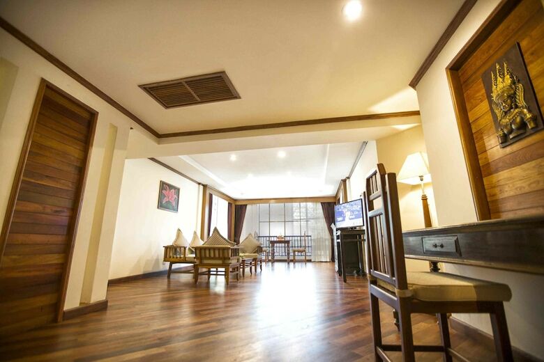 Empress Angkor Hotel