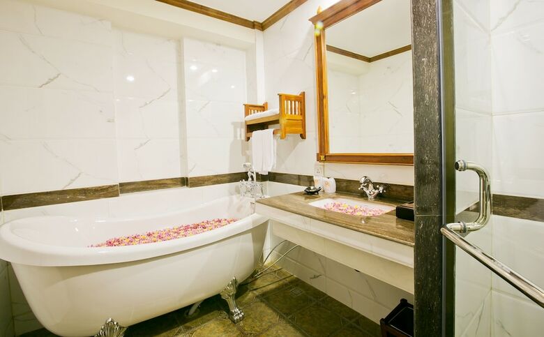 Empress Angkor Hotel
