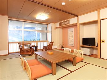 Yuzanso Ryokan