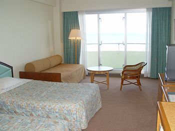 Kumejima Eef Beach Hotel