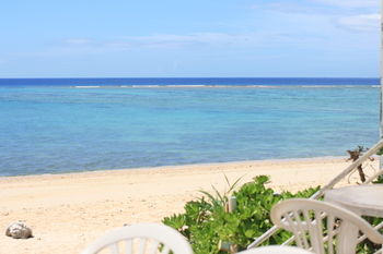 Hotel On The Beach Lue