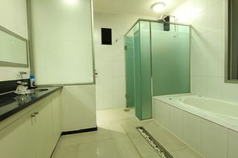 K2 Hotel
