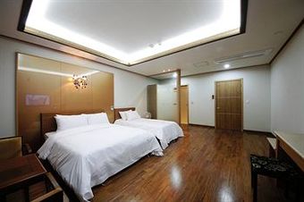 Venezia Tourist Hotel
