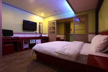 Ks Hotel