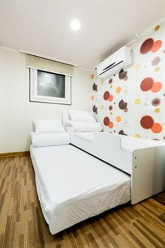 Hostel Chloe