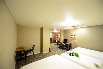 W Tourist Hotel
