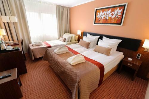 Avalon Hotel
