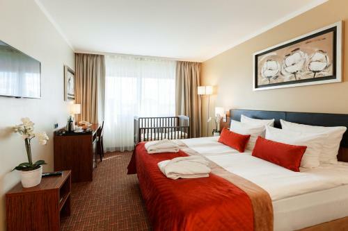 Avalon Hotel