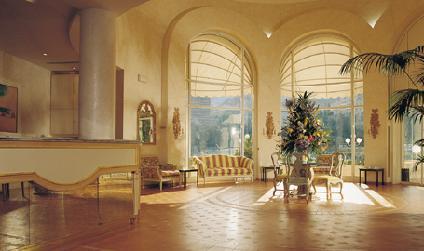 Monte Carlo Bay Hotel And Resort