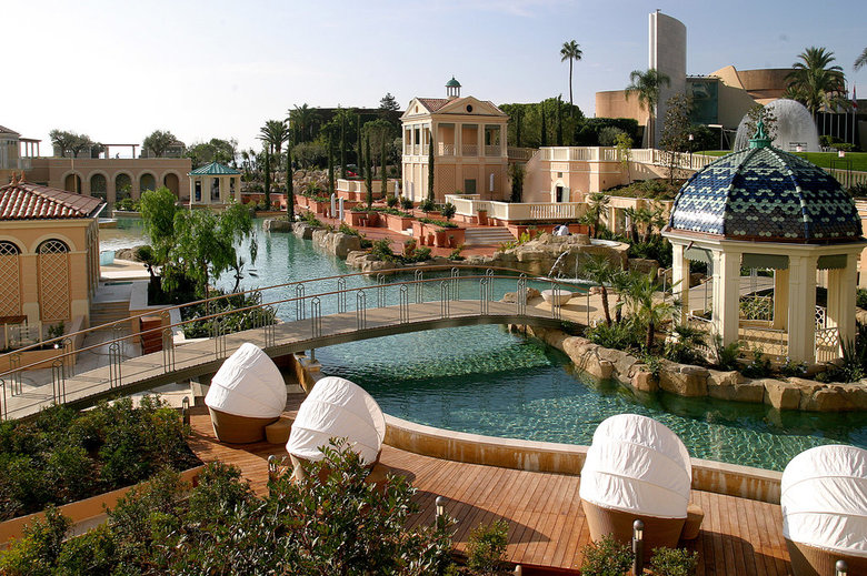 Monte Carlo Bay Hotel And Resort