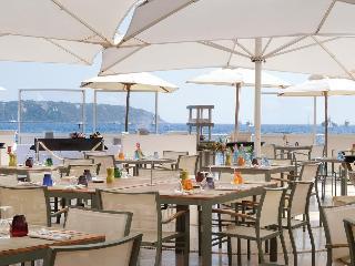 Monte Carlo Bay Hotel And Resort