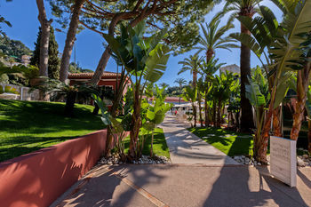 Monte Carlo Bay Hotel And Resort