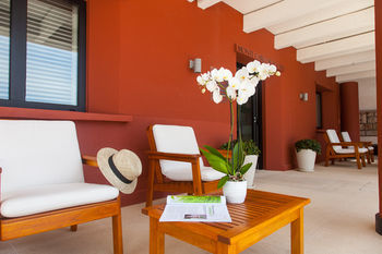 Monte Carlo Bay Hotel And Resort
