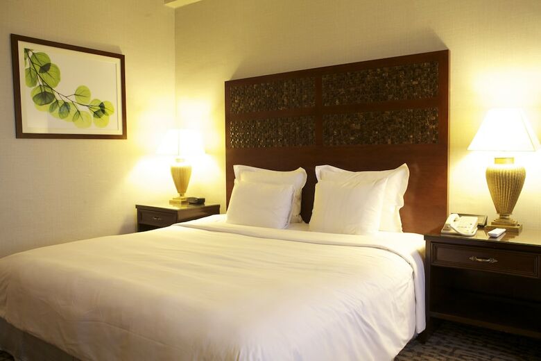 Hotel Renaissance