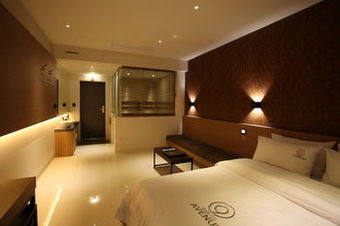 Avenue Nine Hotel