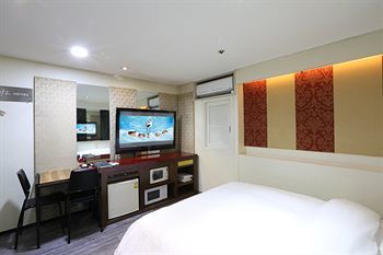 Film 37.2 Hotel