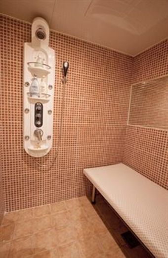 Film 37.2 Hotel