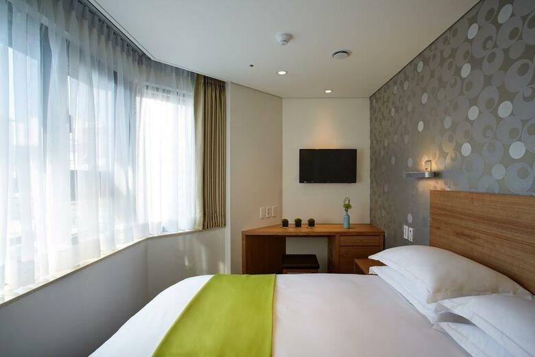 Nine Tree Hotel