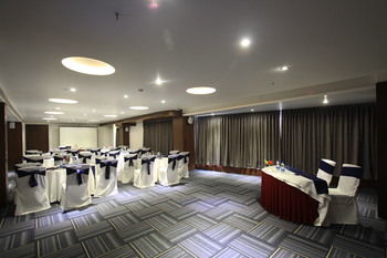Golden Tulip Hotel Bangalore Electronic City