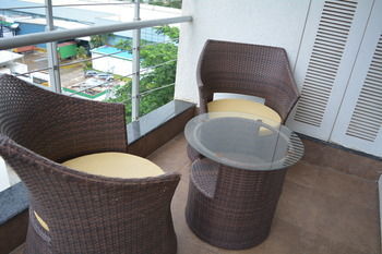 Golden Tulip Hotel Bangalore Electronic City