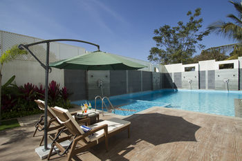 Golden Tulip Hotel Bangalore Electronic City