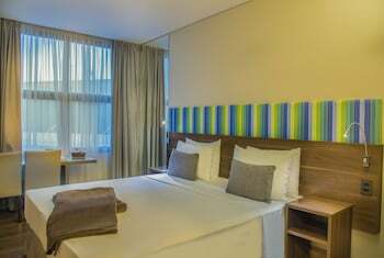 Prodigy Hotel Santos Dumont Airport