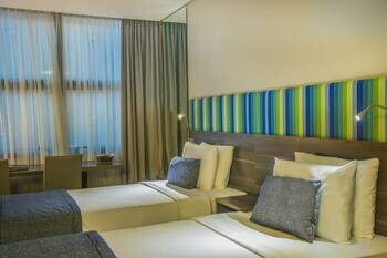 Prodigy Hotel Santos Dumont Airport