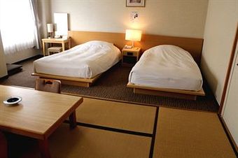 Albergue Hotel Sunplaza