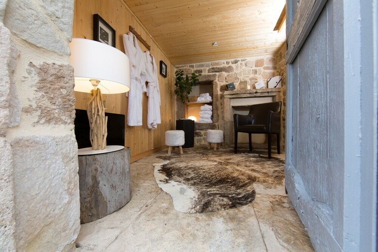 Hotel Le Domaine De Chalv�ches