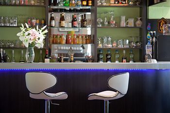 Hotel H�tel Kyriad Niort