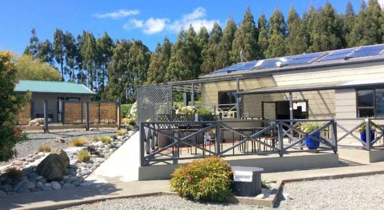 Fiordland Great Views Holiday Park